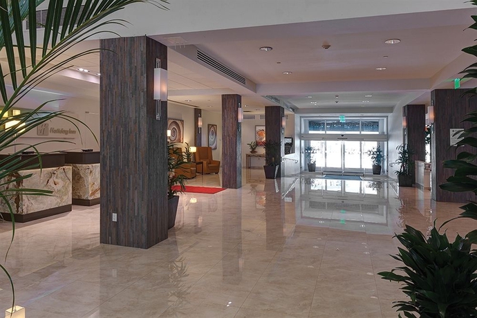 Imagen de los interiores del Hotel Holiday Inn Port of Miami. Foto 12