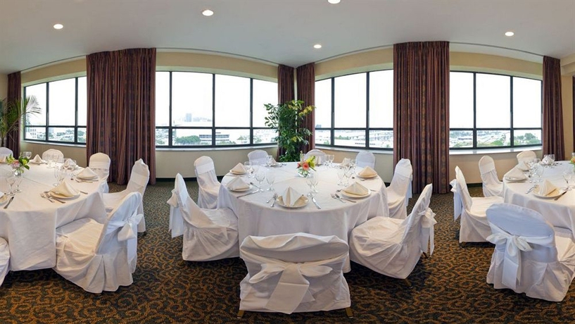 Imagen de los interiores del Hotel Holiday Inn Port of Miami. Foto 14