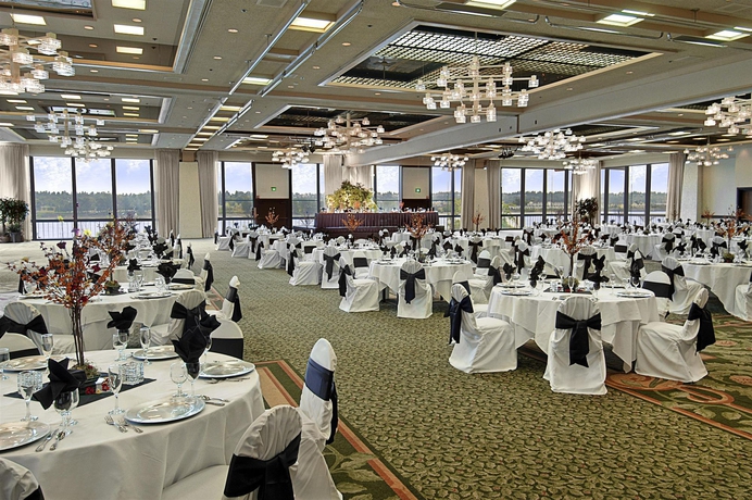 Imagen de los interiores del Hotel Holiday Inn Portland - Columbia Riverfront, An Ihg. Foto 10