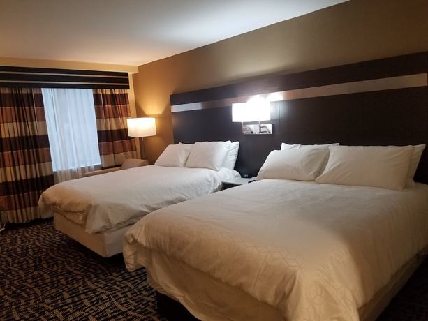 Imagen de la habitación del Hotel Holiday Inn Poughkeepsie, an IHG. Foto 6