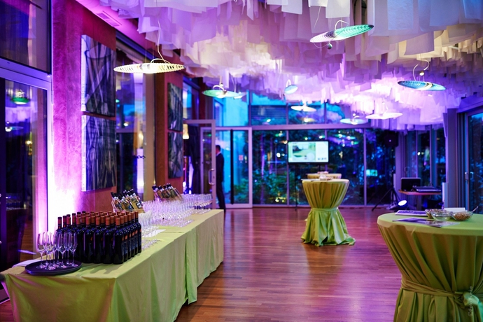 Imagen de los interiores del Hotel Holiday Inn Prague Congress Centre, An Ihg. Foto 10