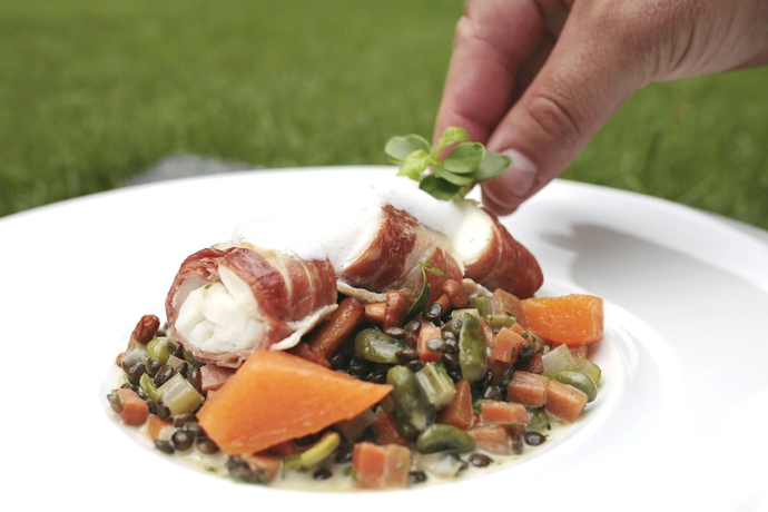 Imagen del bar/restaurante del Hotel Holiday Inn Prague Congress Centre, An Ihg. Foto 3