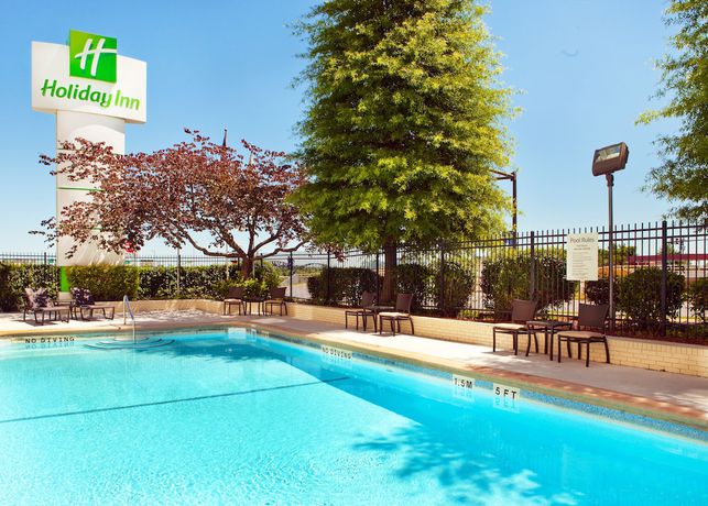 Imagen de la piscina del Hotel Holiday Inn Presidential Little Rock Downtown, an IHG. Foto 20