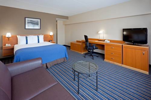 Imagen de la habitación del Hotel Holiday Inn Princeton. Foto 5