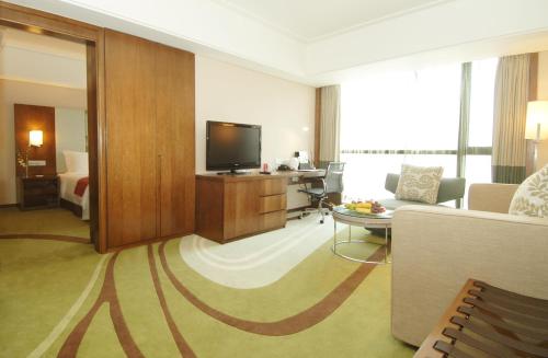 Imagen de la habitación del Hotel Holiday Inn Qingdao City Centre, An Ihg. Foto 8