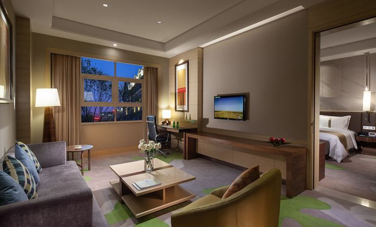 Imagen de la habitación del Hotel Holiday Inn Qingdao Expo, An Ihg. Foto 9