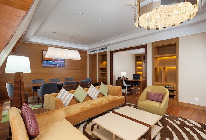 Imagen de la habitación del Hotel Holiday Inn Qingdao Expo, An Ihg. Foto 10