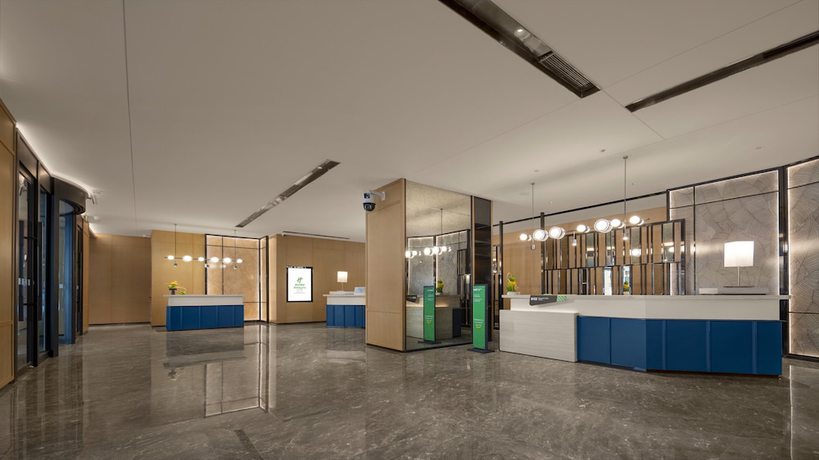 Imagen de los interiores del Hotel Holiday Inn Qinhuangdao Haigang, An Ihg. Foto 19