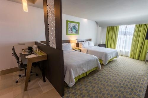 Imagen de la habitación del Hotel Holiday Inn Queretaro Zona Krystal, An Ihg. Foto 7