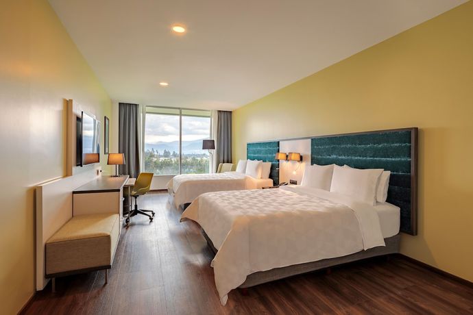 Imagen de la habitación del Hotel Holiday Inn Quito Airport, an IHG Hotel. Foto 5