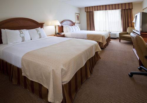 Imagen de la habitación del Hotel Holiday Inn Raleigh Durham Airport. Foto 8