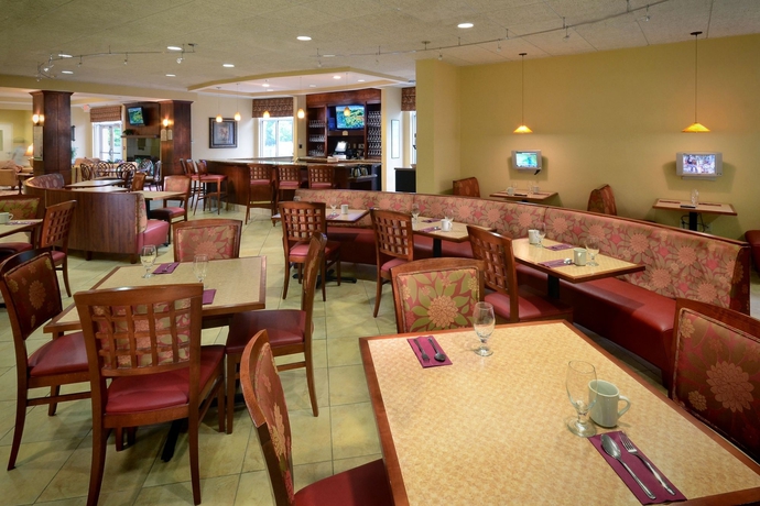 Imagen del bar/restaurante del Hotel Holiday Inn Raleigh-durham Airport, An Ihg. Foto 3