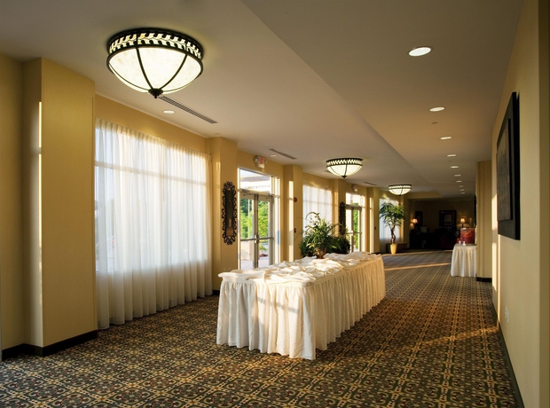 Imagen de los interiores del Hotel Holiday Inn Raleigh-durham Airport, An Ihg. Foto 13