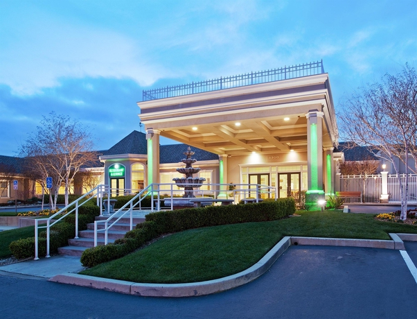 Imagen general del Hotel Holiday Inn Redding, An Ihg. Foto 1