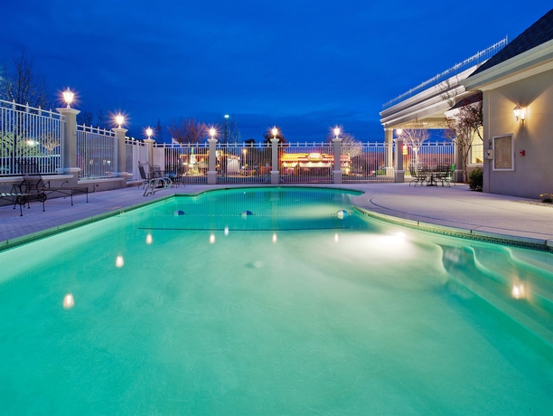 Imagen general del Hotel Holiday Inn Redding, An Ihg. Foto 3