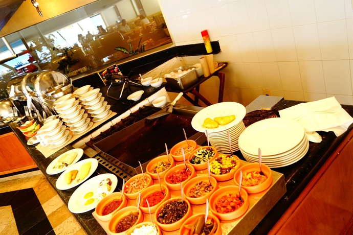 Imagen del bar/restaurante del Hotel Holiday Inn Resort Acapulco, An Ihg. Foto 5