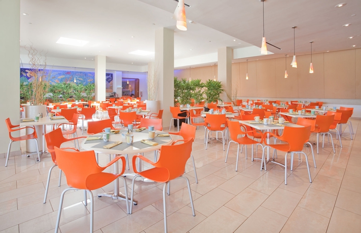 Imagen del bar/restaurante del Hotel Holiday Inn Resort Aruba - Beach Resort and Casino, An Ihg. Foto 7