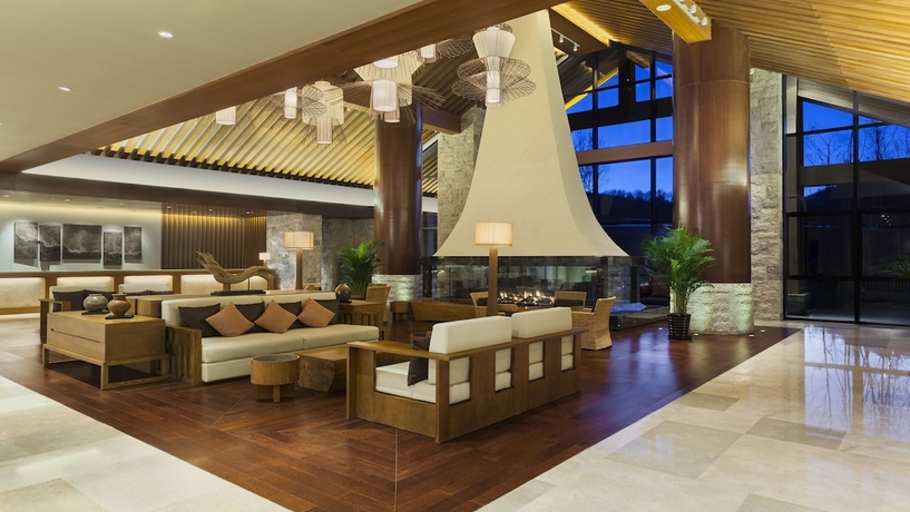 Imagen de los interiores del Hotel Holiday Inn Resort Changbaishan. Foto 19