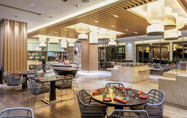 Imagen del bar/restaurante del Hotel Holiday Inn Resort Hainan Clear Water Bay. Foto 5