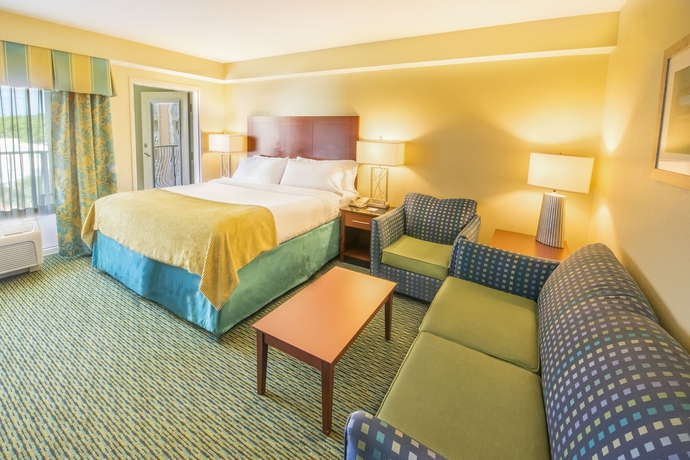 Imagen de la habitación del Hotel Holiday Inn Resort Lake Buena Vista. Foto 4