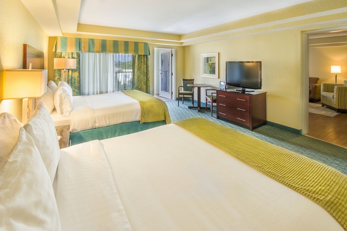Imagen de la habitación del Hotel Holiday Inn Resort Lake Buena Vista. Foto 5