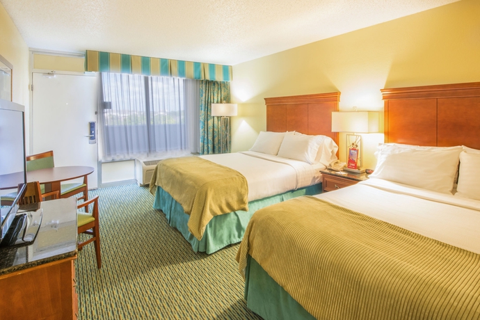 Imagen de la habitación del Hotel Holiday Inn Resort Lake Buena Vista. Foto 6