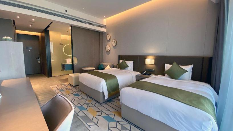 Imagen de la habitación del Hotel Holiday Inn Resort Maoshan Hot Spring. Foto 11