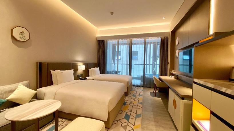 Imagen de la habitación del Hotel Holiday Inn Resort Maoshan Hot Spring. Foto 15
