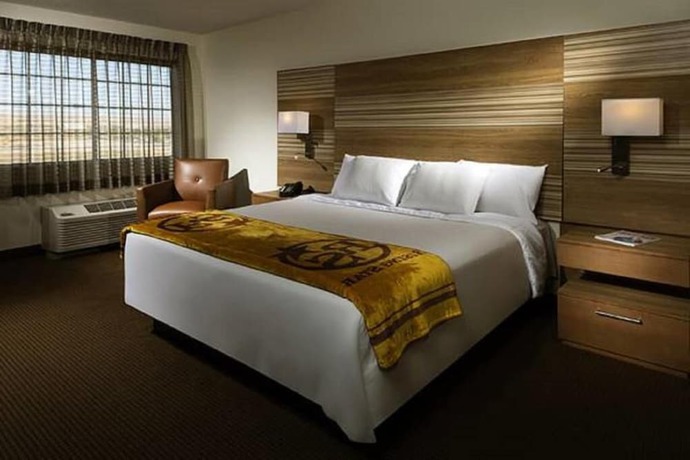 Imagen de la habitación del Hotel Holiday Inn Resort Mesquite. Foto 11