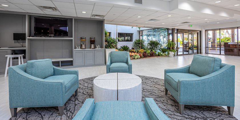 Imagen de los interiores del Hotel Holiday Inn Resort Panama City Beach, an IHG. Foto 18