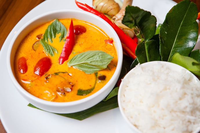 Imagen del bar/restaurante del Hotel Holiday Inn Resort Phuket Surin Beach. Foto 4