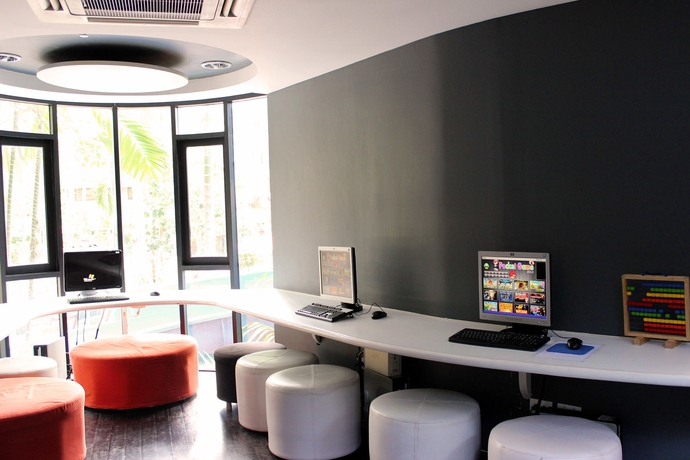 Imagen de los interiores del Hotel Holiday Inn Resort Phuket Surin Beach. Foto 16