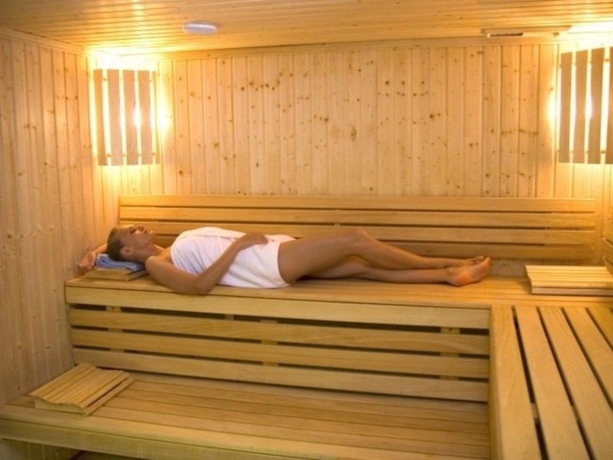 Imagen general del Hotel Holiday Inn Resort Warszawa J&oacute;zef&oacute;w****. Foto 7