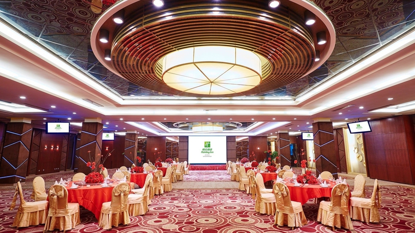 Imagen de los interiores del Hotel Holiday Inn Riverside Wuhan, An Ihg. Foto 9