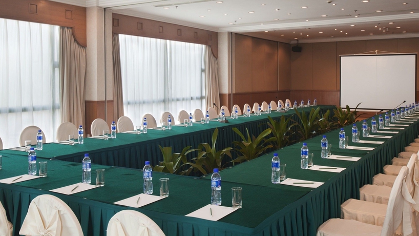 Imagen de los interiores del Hotel Holiday Inn Riverside Wuhan, An Ihg. Foto 16