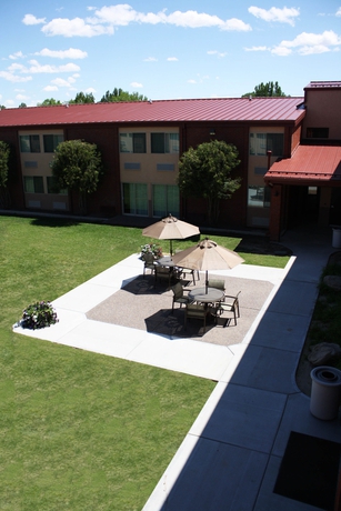 Imagen de los exteriores del Hotel Holiday Inn Riverton, An Ihg. Foto 13