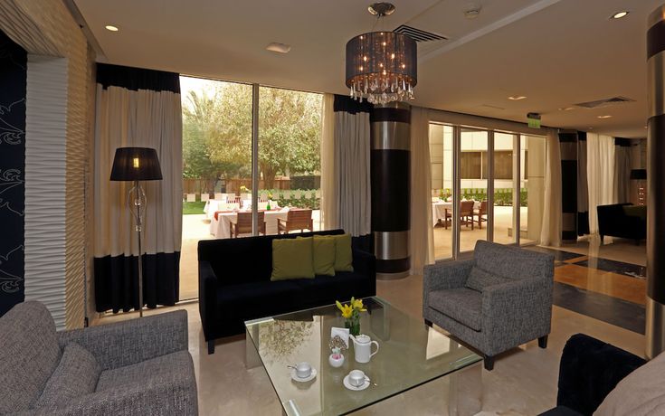 Imagen de los interiores del Hotel Holiday Inn Riyadh Izdihar, An Ihg. Foto 20