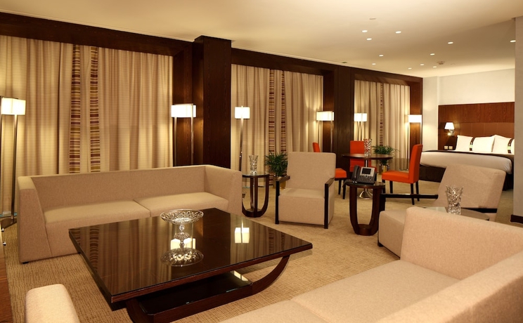 Imagen de la habitación del Hotel Holiday Inn Riyadh - Meydan, An Ihg. Foto 11