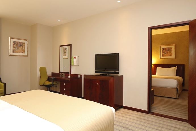 Imagen de la habitación del Hotel Holiday Inn Riyadh-olaya, An Ihg. Foto 5