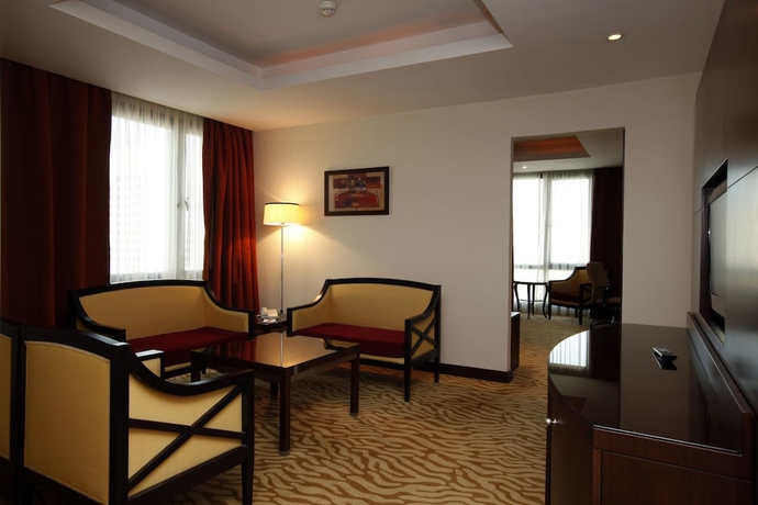 Imagen de la habitación del Hotel Holiday Inn Riyadh-olaya, An Ihg. Foto 13