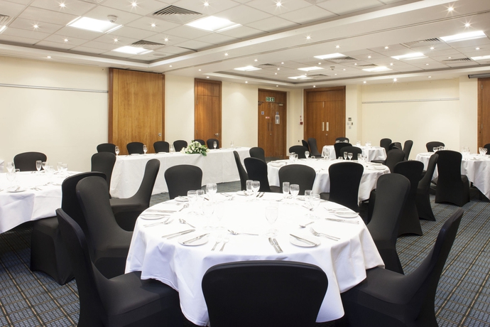 Imagen de los interiores del Hotel Holiday Inn Rochester Chatham, An Ihg. Foto 11