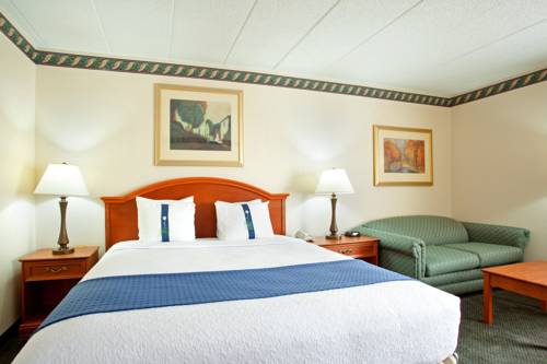 Imagen de la habitación del Hotel Holiday Inn Rockford. Foto 4