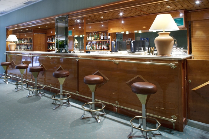 Imagen del bar/restaurante del Hotel Holiday Inn Rome- Eur Parco Dei Medici, An Ihg. Foto 5