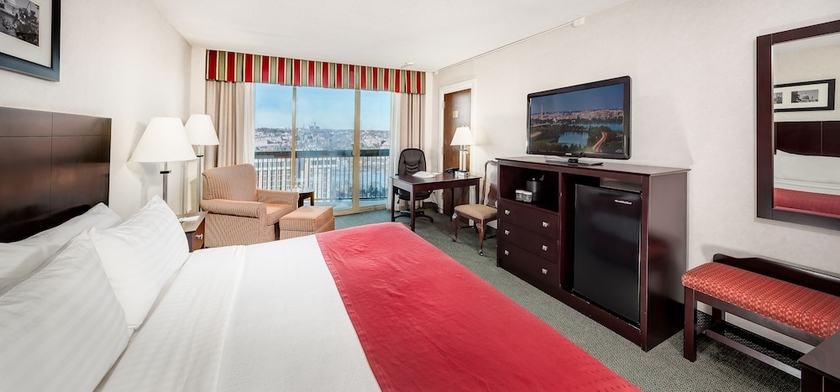 Imagen de la habitación del Hotel Holiday Inn Rosslyn at Key Bridge. Foto 4