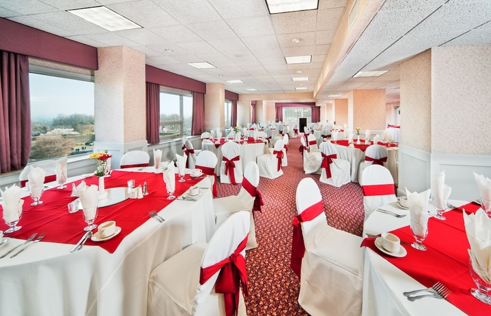 Imagen de los interiores del Hotel Holiday Inn Rosslyn at Key Bridge. Foto 13