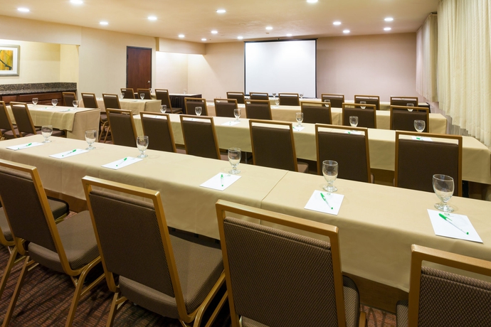 Imagen de los interiores del Hotel Holiday Inn Santa Ana Orange County Airport, An Ihg. Foto 11