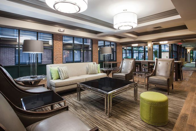Imagen del bar/restaurante del Hotel Holiday Inn Saratoga Springs, An Ihg. Foto 2