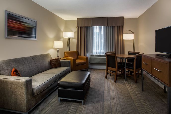Imagen de la habitación del Hotel Holiday Inn Saratoga Springs, An Ihg. Foto 18