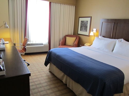 Imagen de la habitación del Hotel Holiday Inn Savannah Historic District, An Ihg. Foto 4