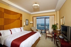 Imagen de la habitación del Hotel Holiday Inn Sea View Qinhuangdao. Foto 5